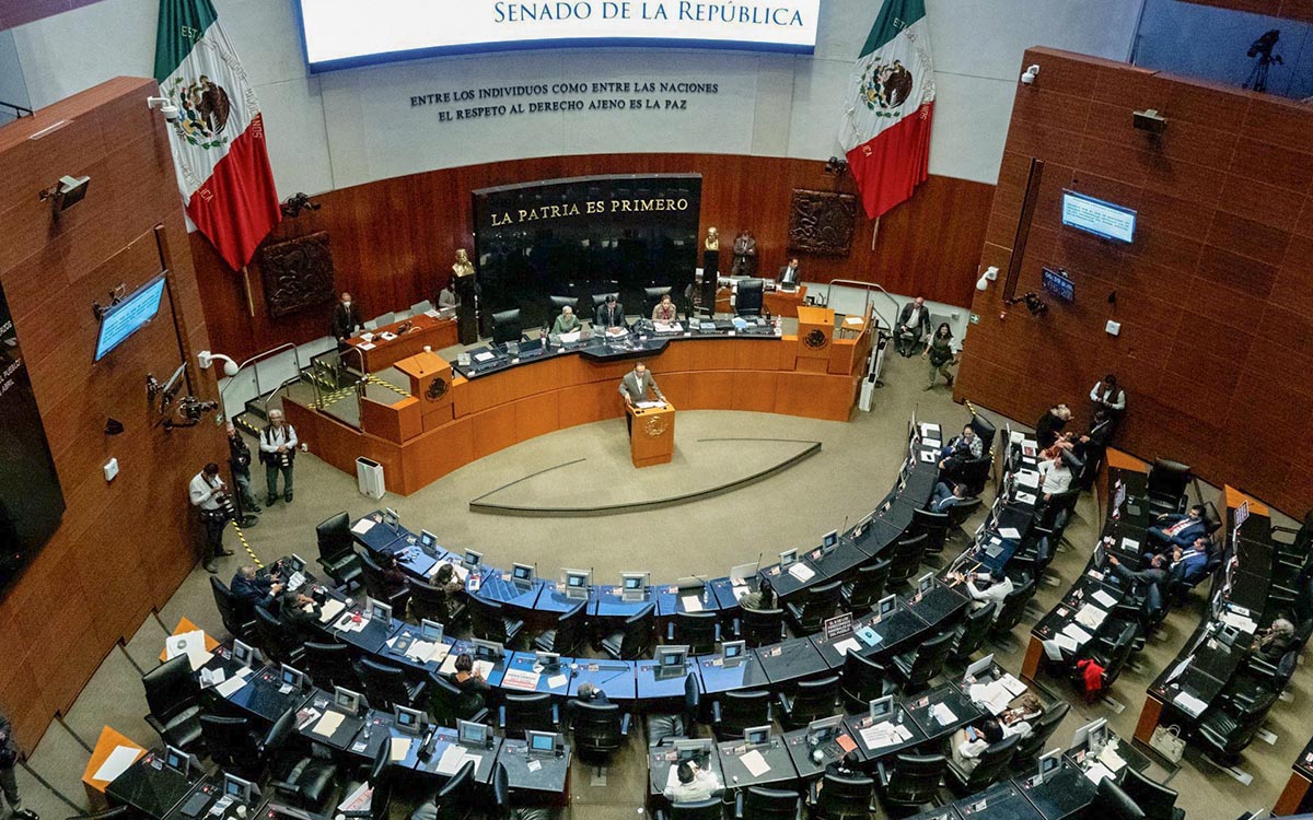 ¡El Senado en Llamas: ¿Culpa de la Oposición o Herencia de la Polarización Morenista?